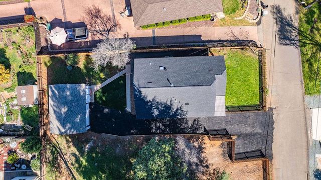 155 Foothill Dr, Sutter Creek, CA 95685