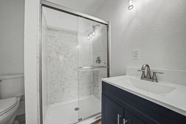 155 Foothill Dr, Sutter Creek, CA 95685