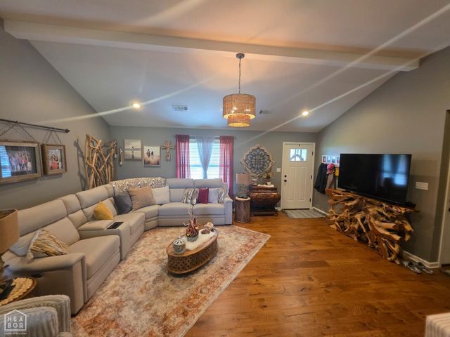 82 Sundale Circle, Paragould, AR 72450