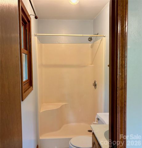 21 Ashwood Drive, Asheville, NC 28803