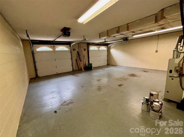 21 Ashwood Drive, Asheville, NC 28803