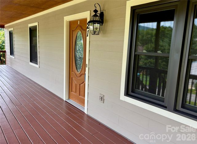 21 Ashwood Drive, Asheville, NC 28803