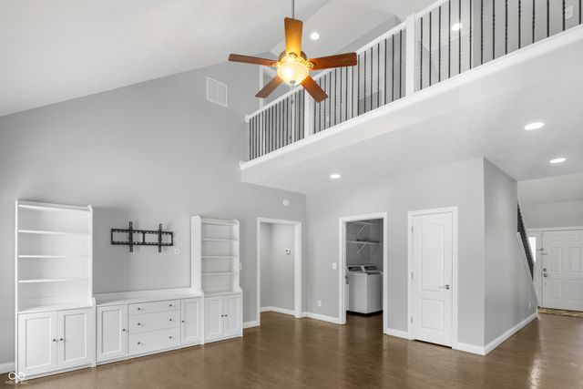 6206 Regency Drive, Columbus, IN 47203