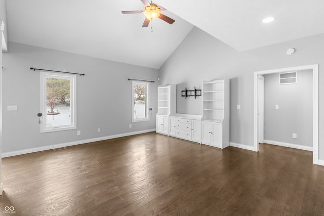 6206 Regency Drive, Columbus, IN 47203