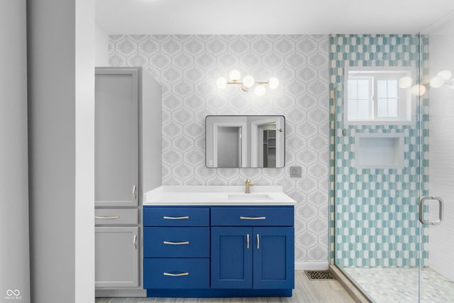 6206 Regency Drive, Columbus, IN 47203