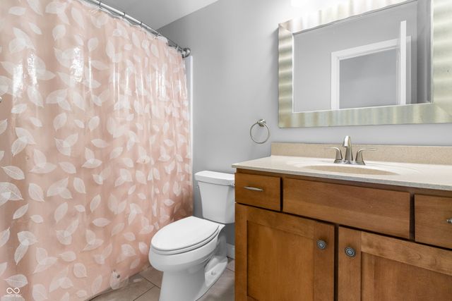 6206 Regency Drive, Columbus, IN 47203