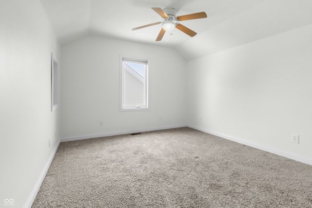 6206 Regency Drive, Columbus, IN 47203