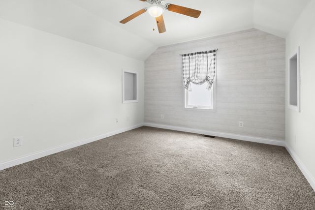 6206 Regency Drive, Columbus, IN 47203