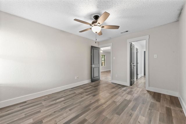 4919 Geddes Avenue, Fort Worth, TX 76107