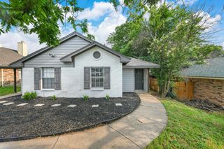 4919 Geddes Avenue, Fort Worth, TX 76107