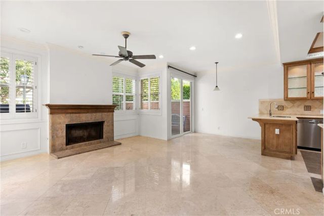 6121 Greenbrier Drive, Huntington Beach, CA 92648