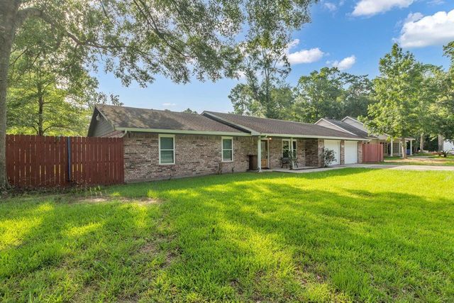 22106 Sandalwood Street, Porter, TX 77365