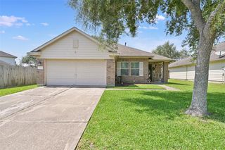 2910 Meridian Bay Lane, Dickinson, TX 77539