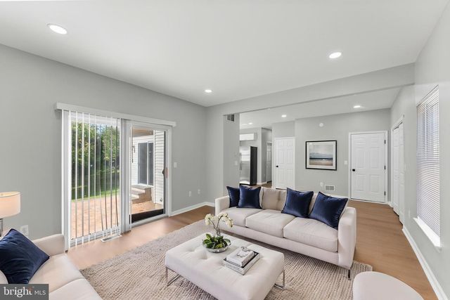 403 GRANT AVE, Hightstown, NJ 08520