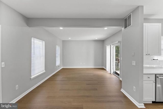 403 GRANT AVE, Hightstown, NJ 08520