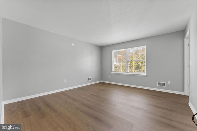 403 GRANT AVE, Hightstown, NJ 08520