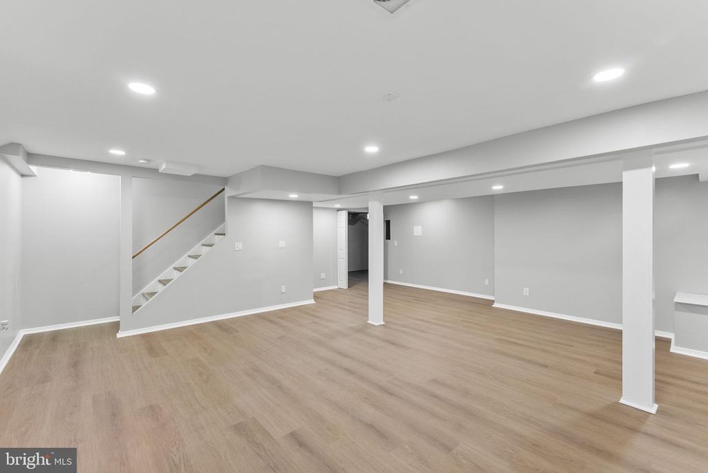 403 GRANT AVE, HIGHTSTOWN, NJ 08520 — photo 2