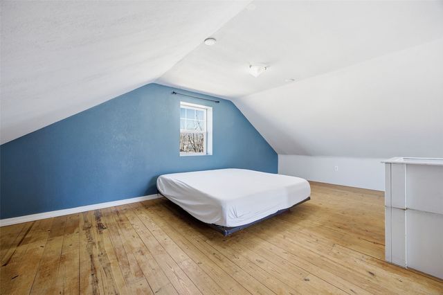 381 31st Street Dr SE, Cedar Rapids, IA 52403