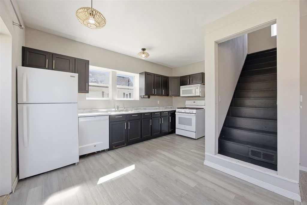 381 31st Street Dr SE, Cedar Rapids, IA 52403