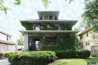 1610 S 20th Street, Lincoln, NE 68502