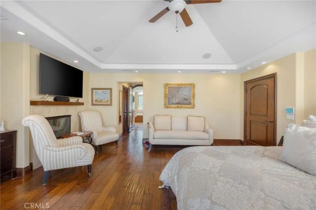 215 The Toledo, Long Beach, CA 90803