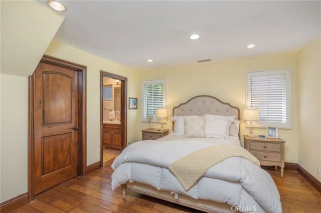 215 The Toledo, Long Beach, CA 90803