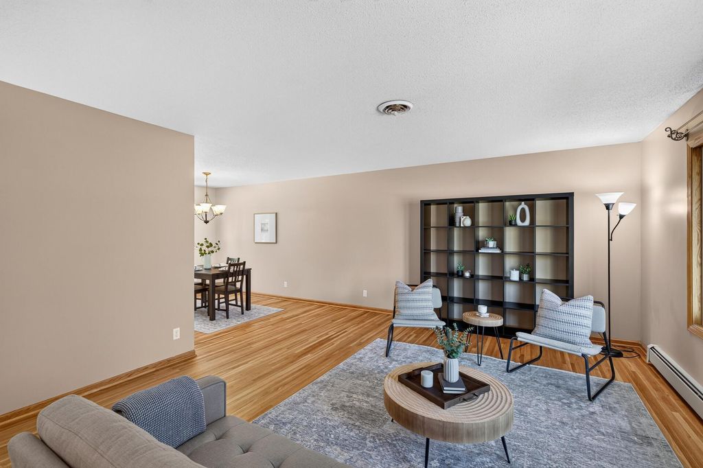 11213 River Hills Drive, Burnsville, MN 55337 — photo 4