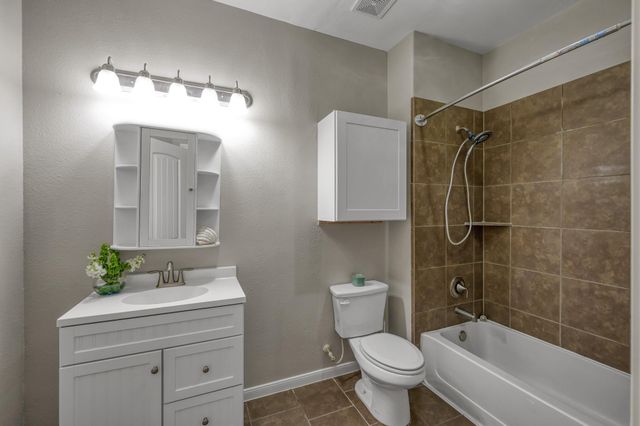 12635 Lakeshore, Montgomery, TX 77356