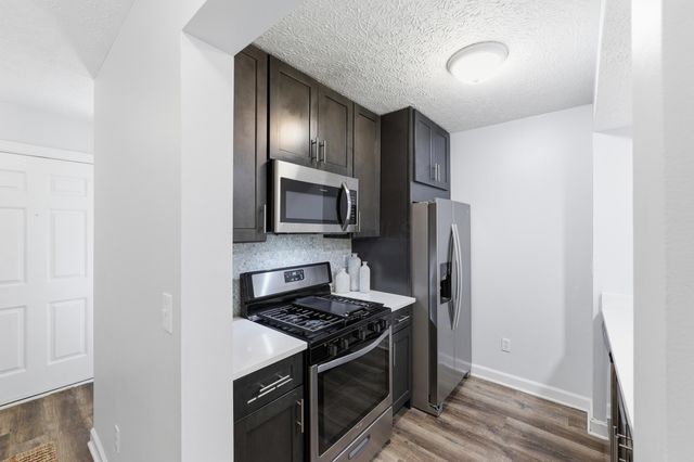 1882 Bennigan Drive, 100C, Hilliard, OH 43026
