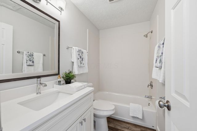 1882 Bennigan Drive, 100C, Hilliard, OH 43026