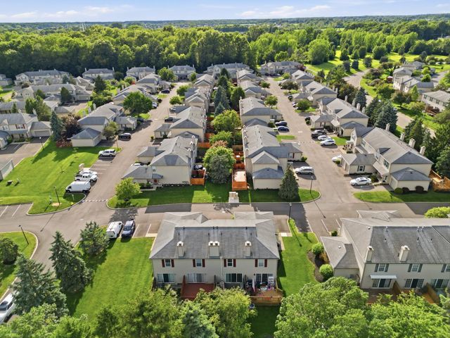 1882 Bennigan Drive, 100C, Hilliard, OH 43026