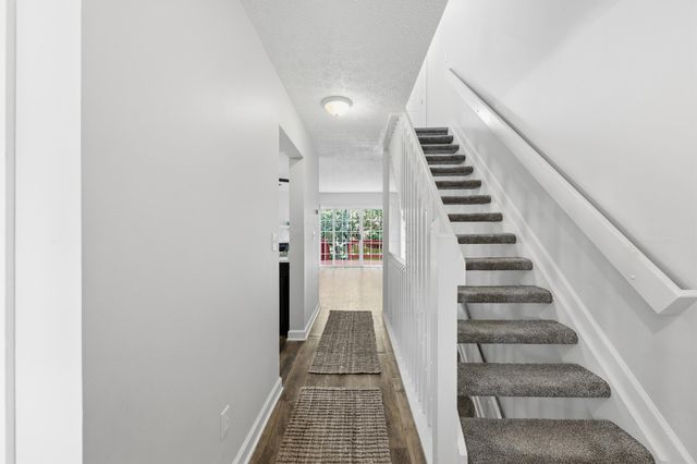 1882 Bennigan Drive, 100C, Hilliard, OH 43026