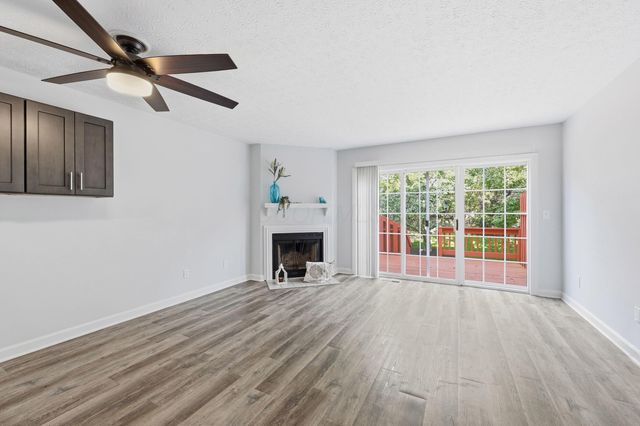 1882 Bennigan Drive, 100C, Hilliard, OH 43026