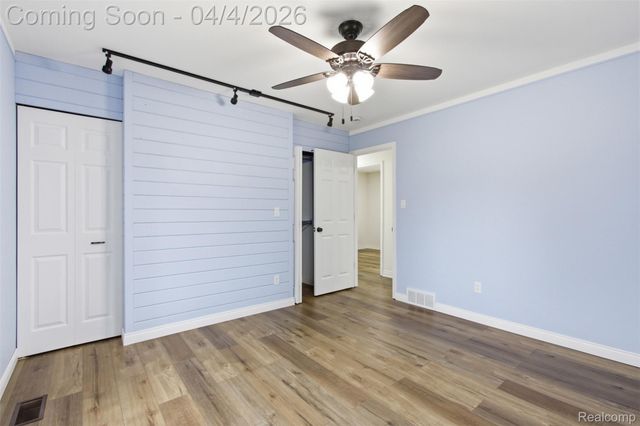 700 Bald Eagle Lake Road, Ortonville Village, MI 48462