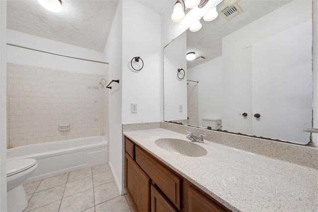 2110 Pepperglen Court, Missouri City, TX 77489