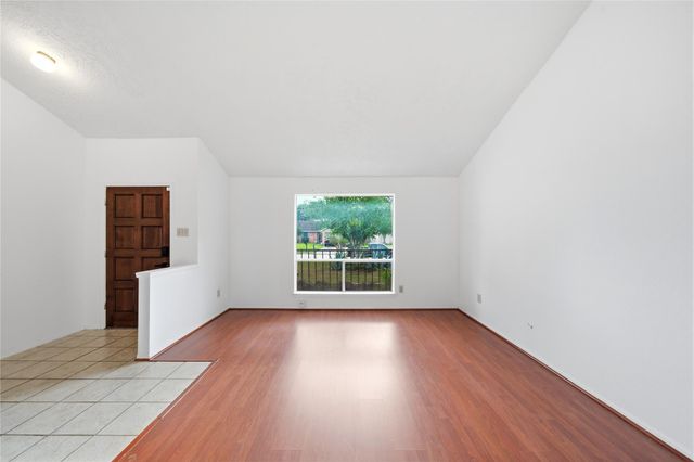 2110 Pepperglen Court, Missouri City, TX 77489