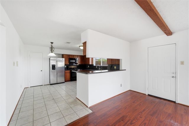 2110 Pepperglen Court, Missouri City, TX 77489