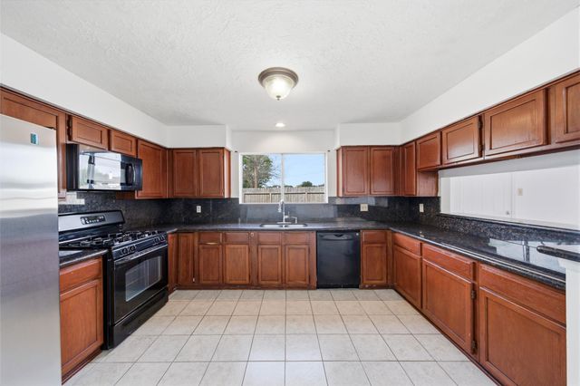 2110 Pepperglen Court, Missouri City, TX 77489