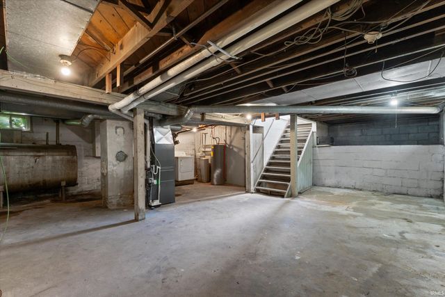 809 E Victoria Street, South Bend, IN 46614