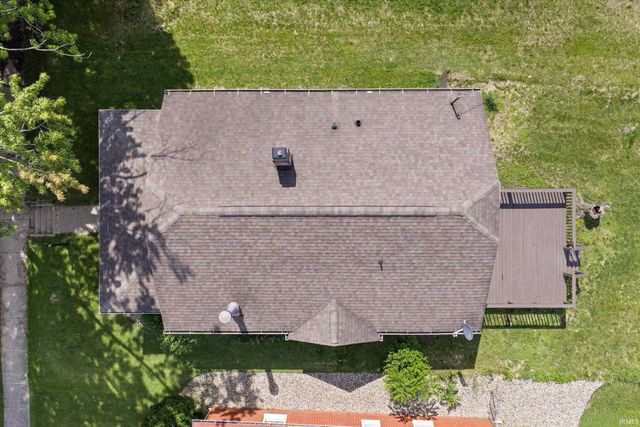 809 E Victoria Street, South Bend, IN 46614