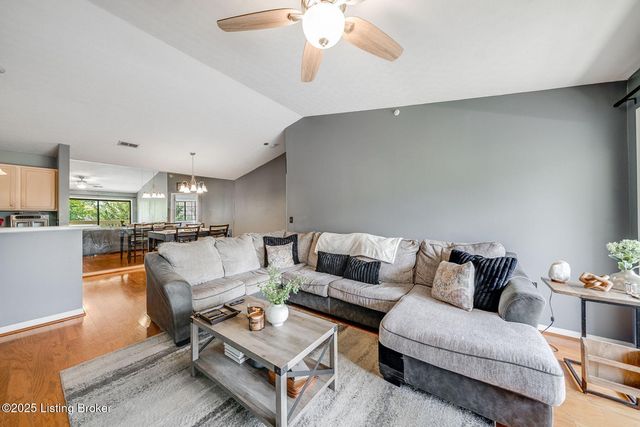 3501 Lennox View Ct 310, Louisville, KY 40299