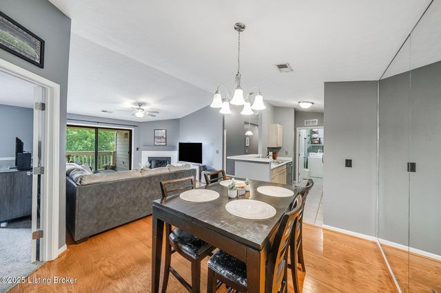 3501 Lennox View Ct 310, Louisville, KY 40299