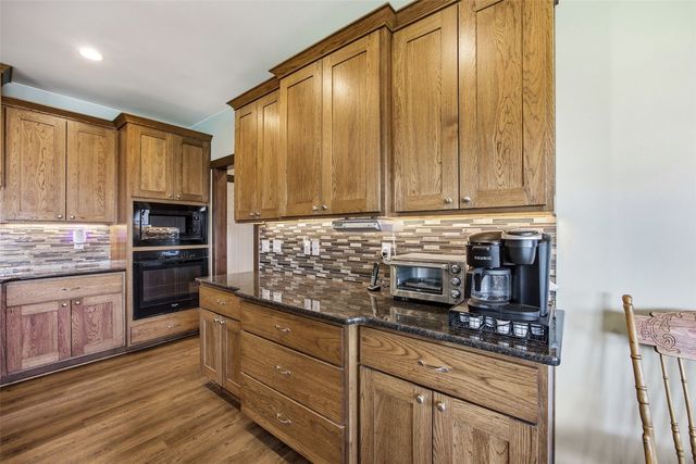 2791 Creekview Trail, Palo, IA 52324