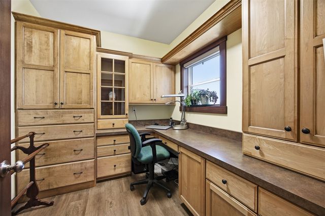 2791 Creekview Trail, Palo, IA 52324