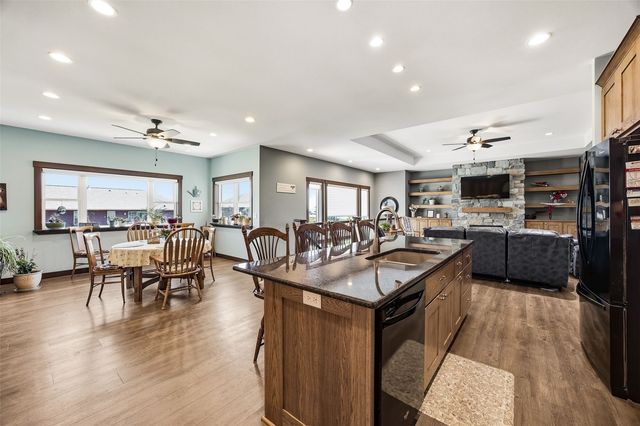 2791 Creekview Trail, Palo, IA 52324