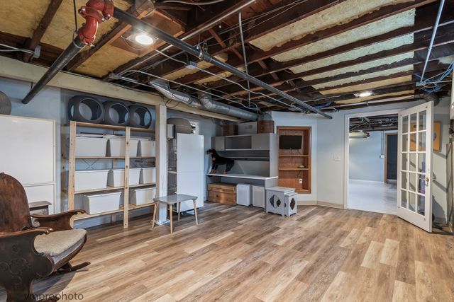 329 W Main Street, Barrington, IL 60010
