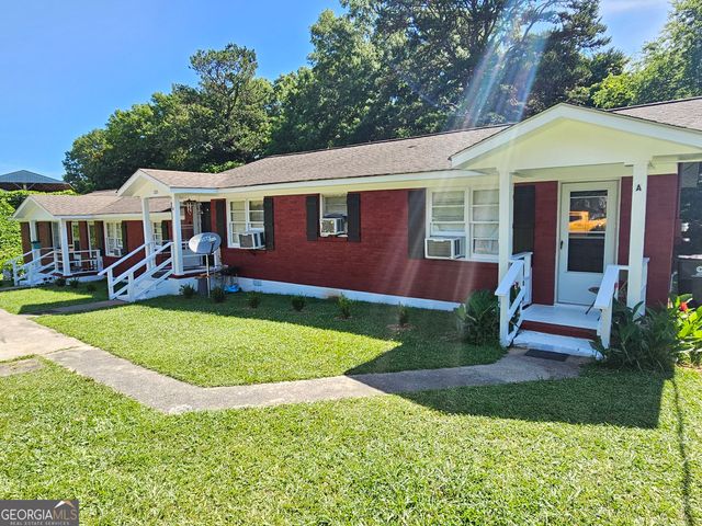 220 Greenbriar Drive, Cedartown, GA 30125