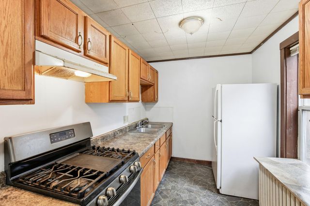 768 Minnehaha Avenue E, Saint Paul, MN 55106