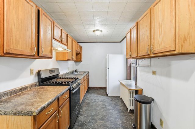 768 Minnehaha Avenue E, Saint Paul, MN 55106