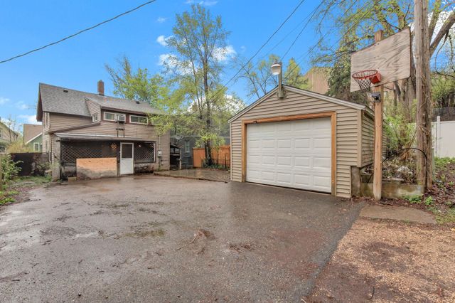 768 Minnehaha Avenue E, Saint Paul, MN 55106